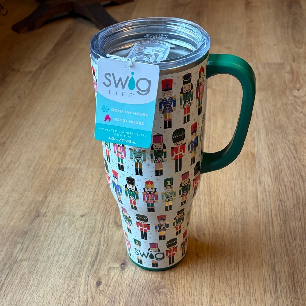 Swig Life 40oz Mega Mug, Classic Nutcracker